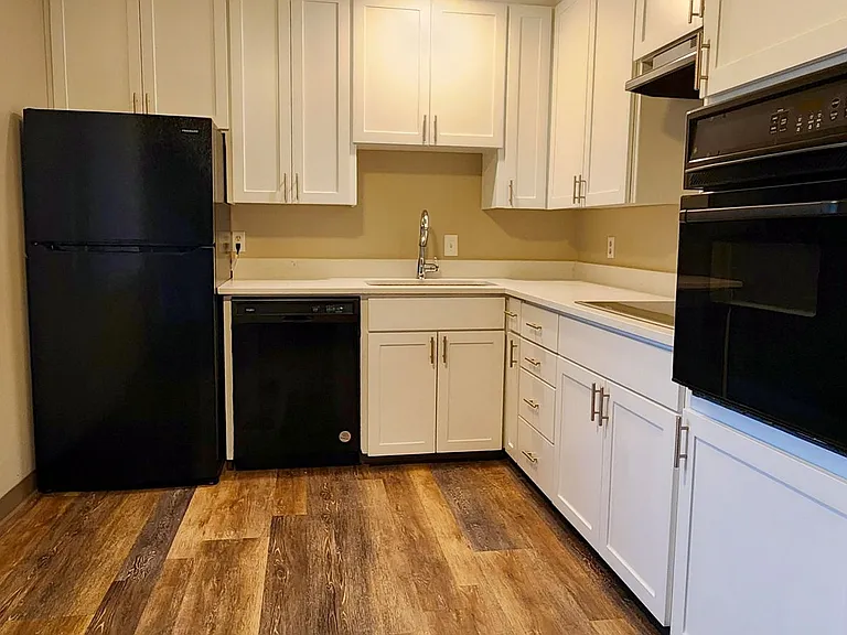 13214 SE River Rd #13320 — Photo 7