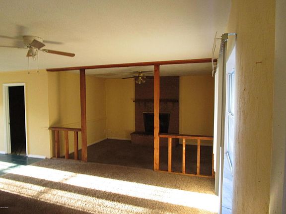 2nd image of 1920 Nelson Ave