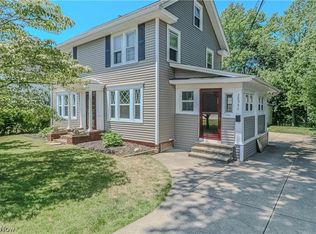 28931 Ridge Rd, Wickliffe, OH 44092