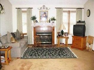 27 Brenden Ct, Clifton Park, NY 12065