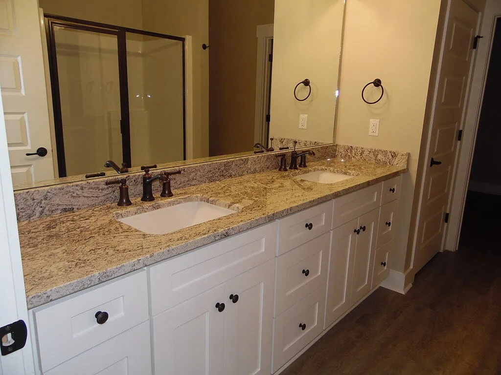 3 bed, 2.0 bath, $1,650 — Photo 4