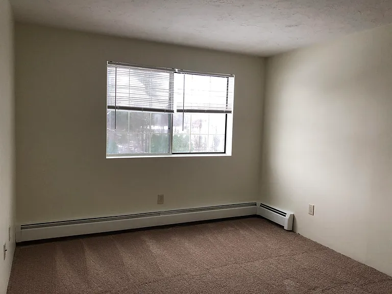 383 Huse Rd #6 — Photo 23
