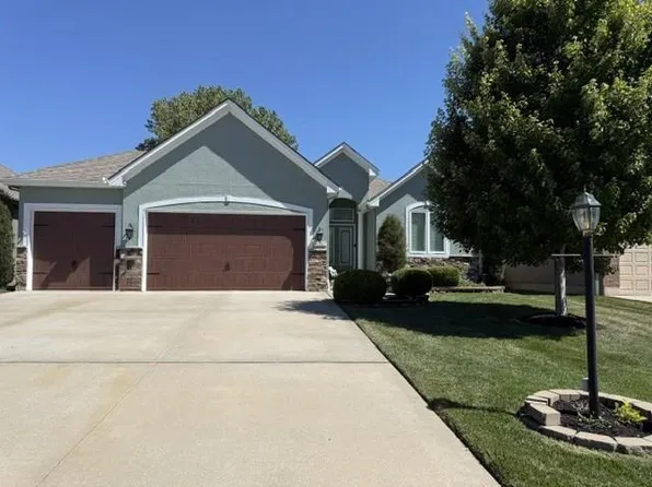 3357 SW Jessie Ln, Lees Summit, MO 64082