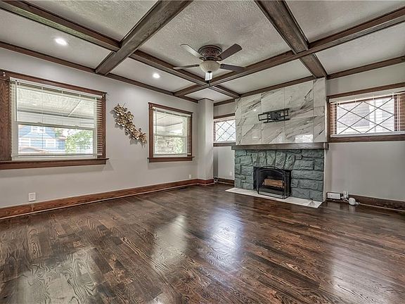 5th image of 2941 Victor St