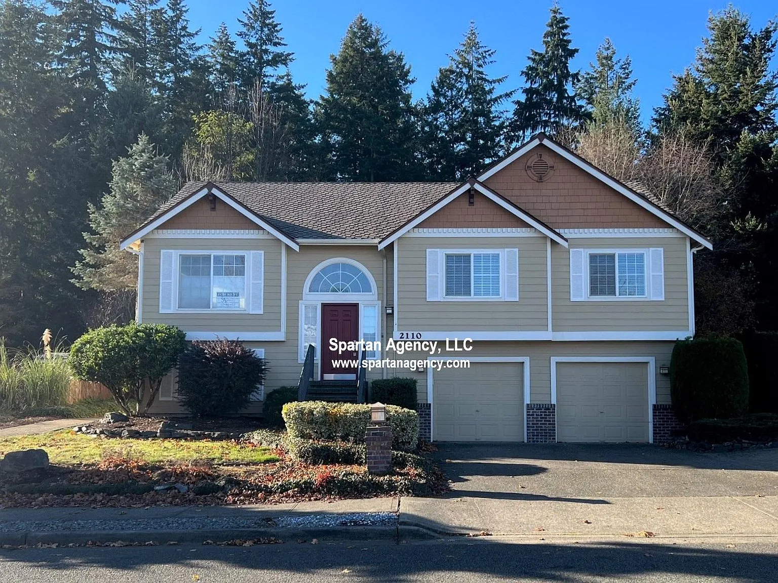 4 bed, 2.5 bath, 2283 sqft, $3,150 — Photo 1