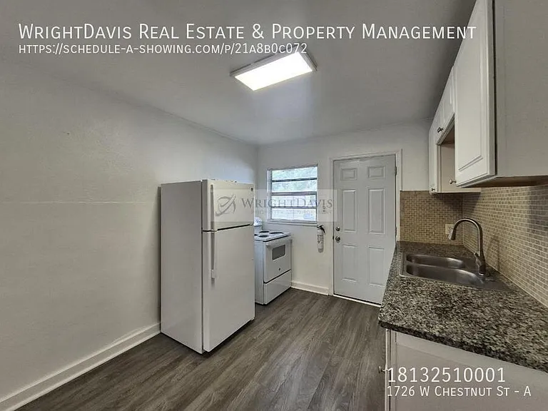 1726 W Chestnut St #A — Photo 9