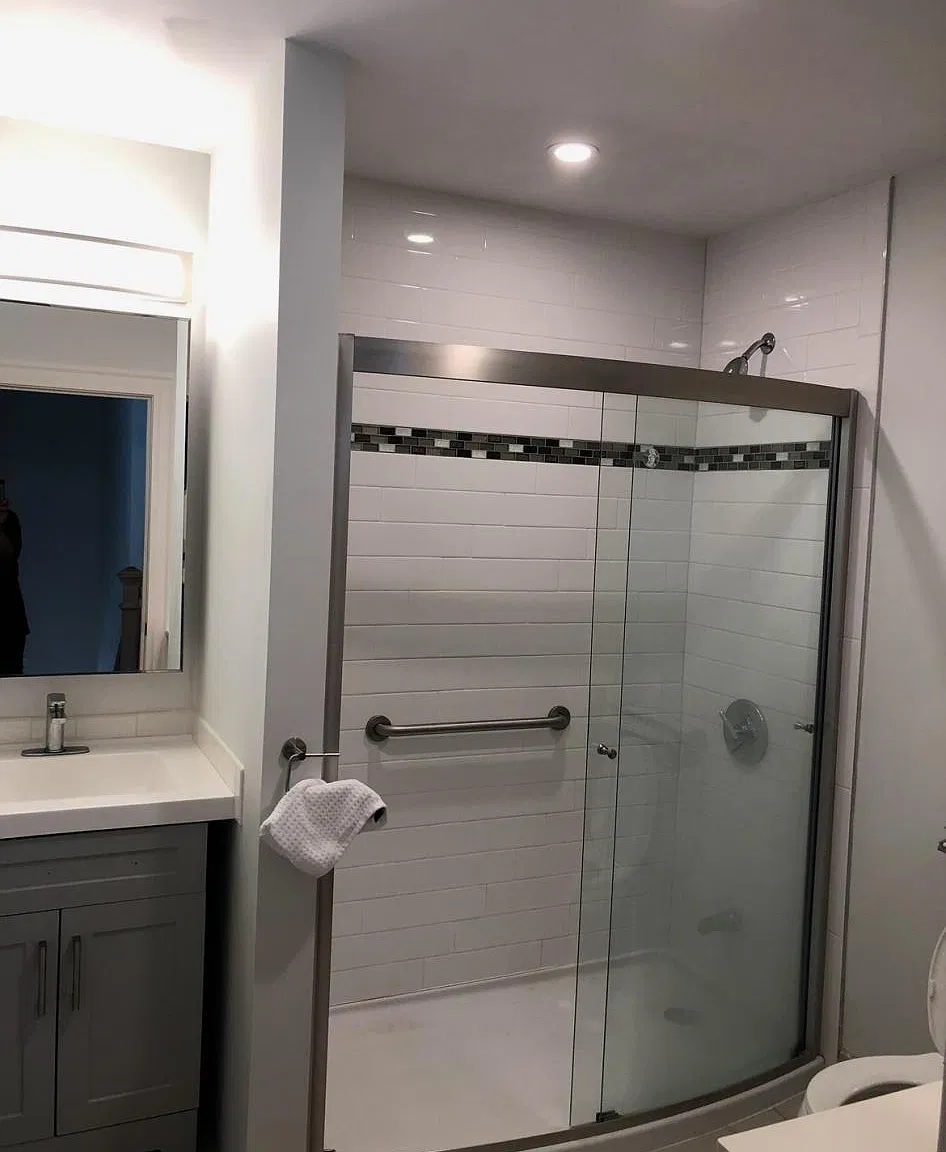 2 bed, 900 sqft, $2,700 — Photo 2
