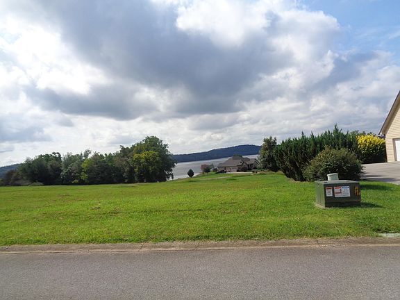 2nd image of 1216 Legacy Bay Dr