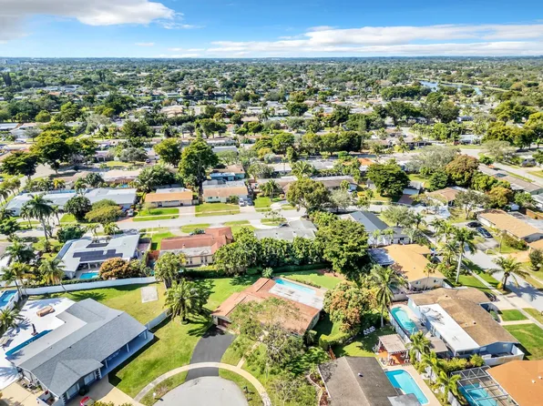 10451 NW 19th Street, Pembroke Pines, FL 33026