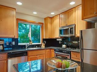 2512 NE 65th St APT A, Seattle, WA 98115