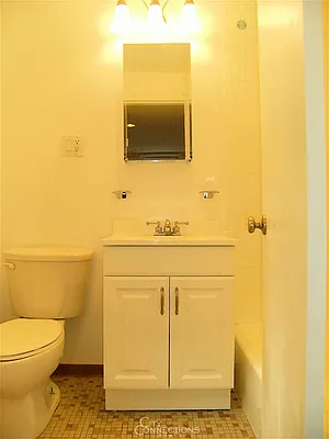 Rented by City Connections Realty | media 29