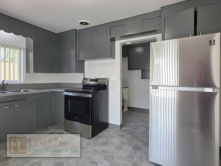 3601 SE Francis St — Photo 5