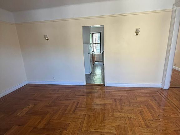2nd image of 671 W 193rd St APT 6J