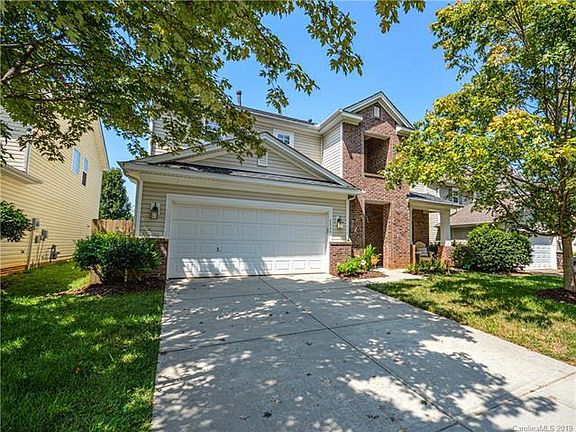 3rd image of 8936 Oransay Way
