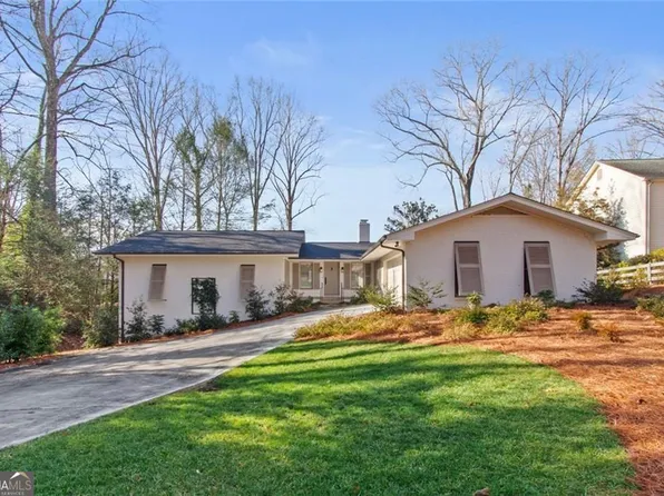 3526 Edgewood Cir, Gainesville, GA 30506