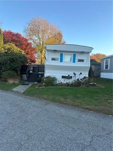 37 North Dr, Portsmouth, RI, 02871