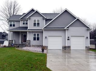 6225 Herons Cir, Austintown, OH 44515
