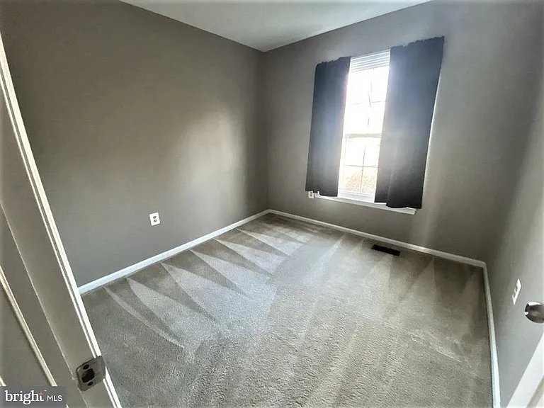 6183 Wellington Commons Dr — Photo 16