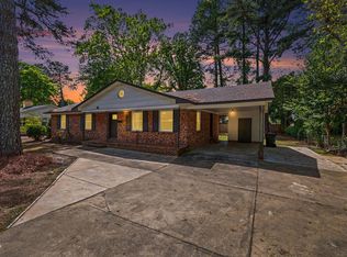 318 S McPherson Church Rd, Fayetteville, NC 28303