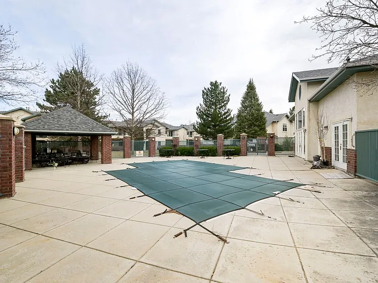 550 Mohawk Dr #70 — Photo 28