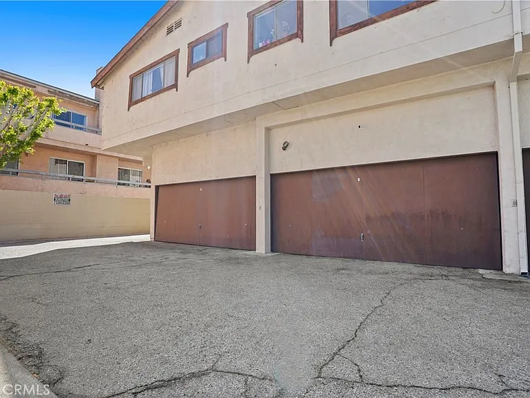 15457 Moorpark St #5 — Photo 23