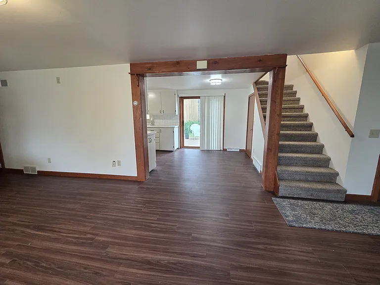 2963 Jones St — Photo 13