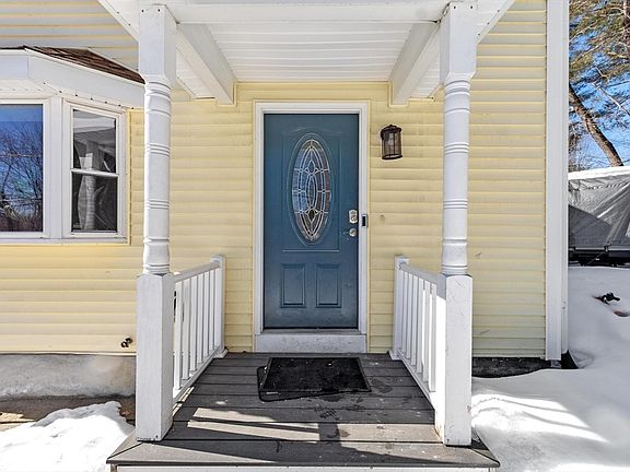 4th image of 20 S Main St