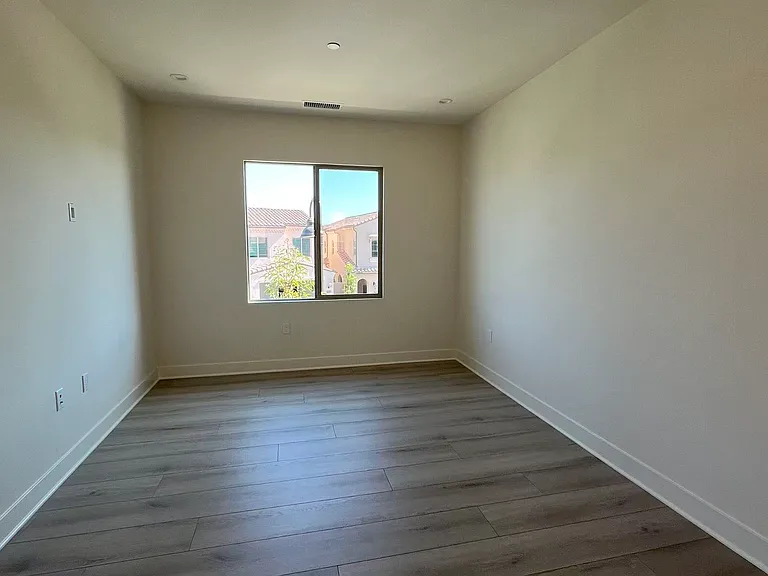 163 Pisano — Photo 10