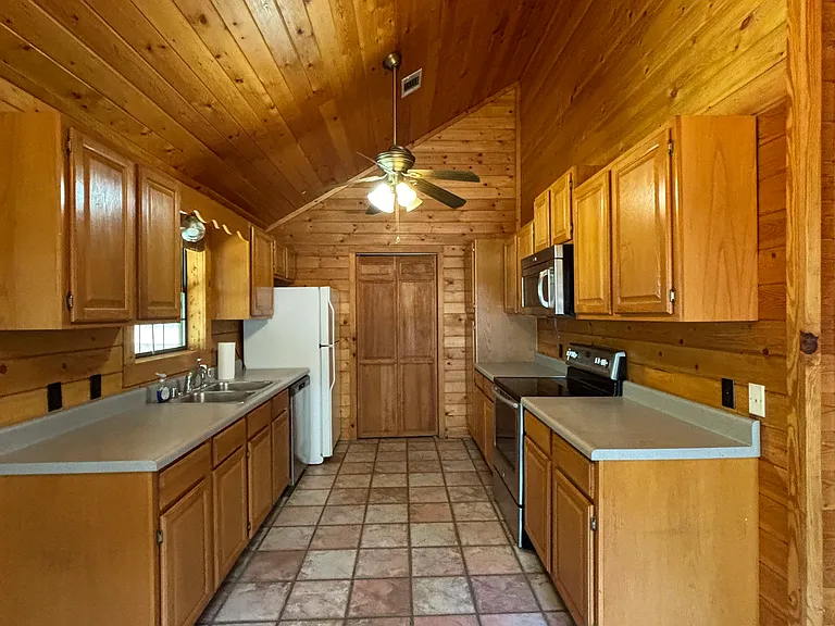 3780 Steel Bridge Rd — Photo 5