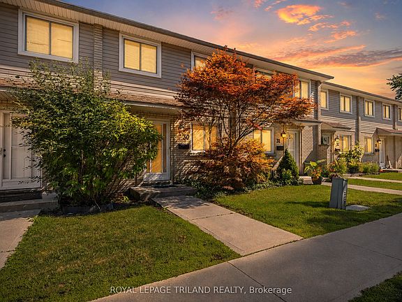 3rd image of 775 Osgoode Dr #30