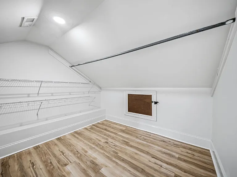 1109 Orange St — Photo 41