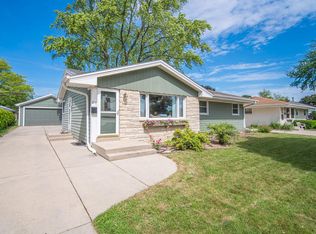 3329 S 77th St, Milwaukee, WI 53219