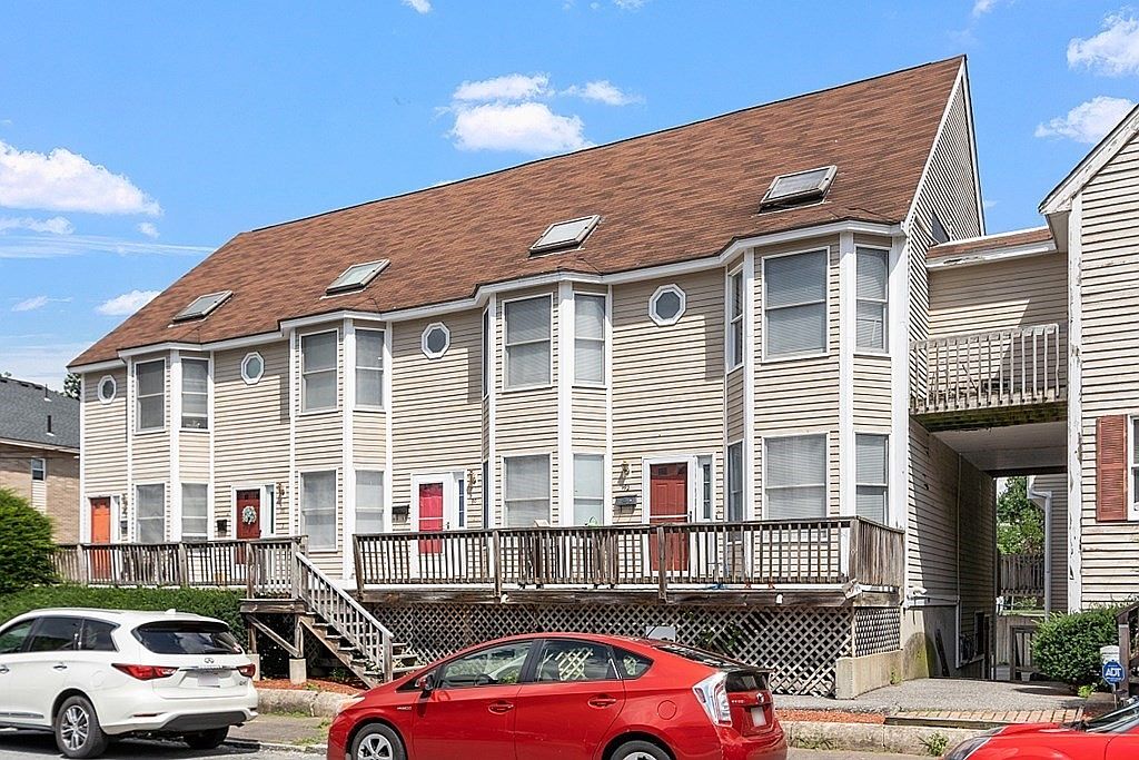 92 Belmont St 4, Lowell, MA 01851 Zillow