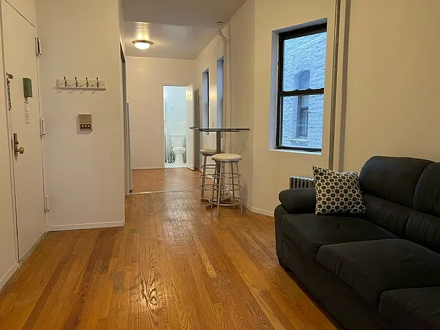 422 E 73rd St #4B — Photo 4