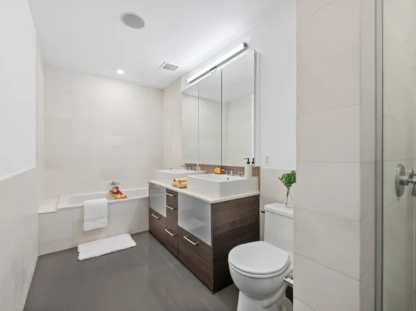 125 West 22nd Street 2A image 6 of 7