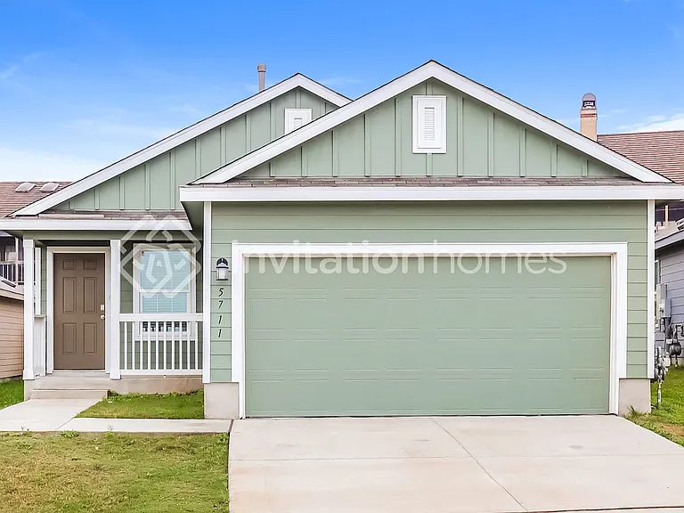 5711 Leon Pl — Photo 1