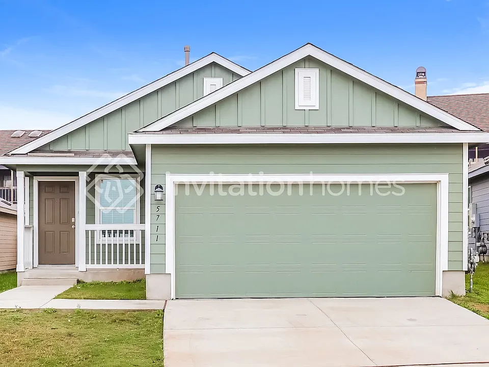 5711 Leon Pl