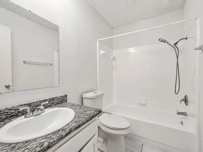 16238 Sierra Grande Dr — Photo 21