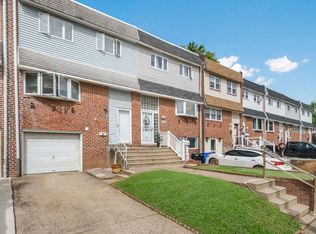 3122 Morning Glory Rd, Philadelphia, PA 19154
