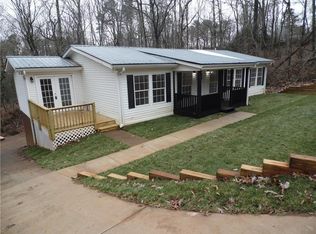 242 Hooper Rd, Cleveland, GA 30528