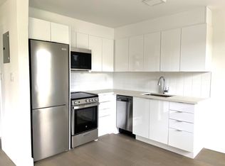 3 13th St, Toronto, ON M8V 3H3