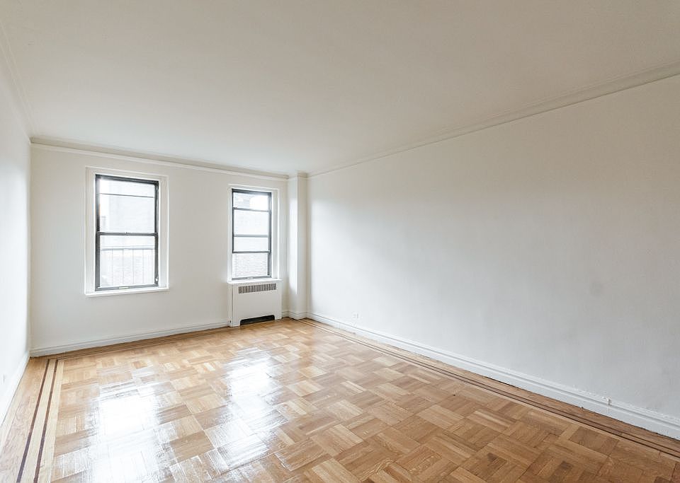 1st image of 30 Park Ter E APT 1A