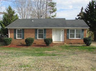 1502 Glenridge Rd, Greensboro, NC 27405