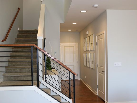 Entry Way / Stairway