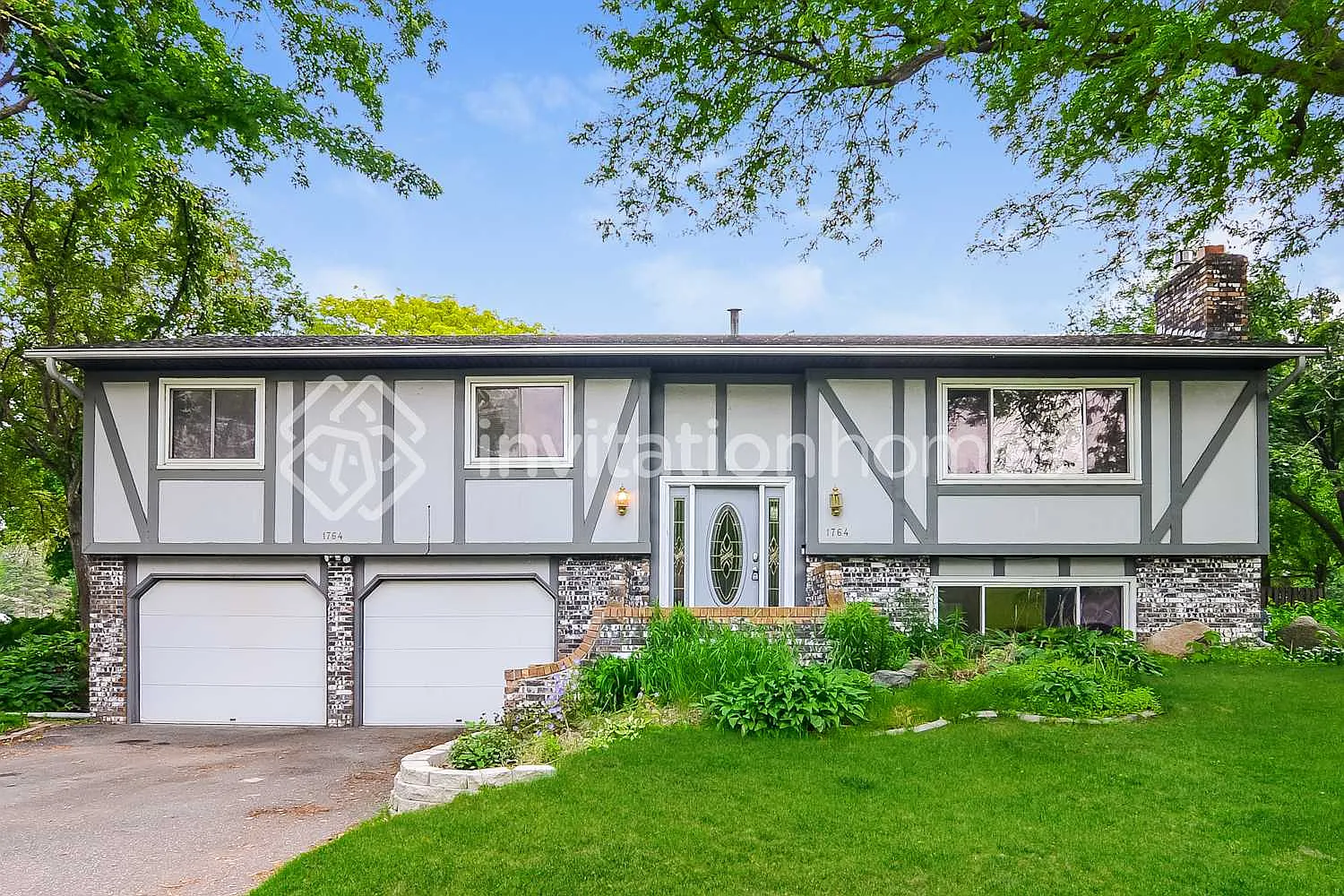 1764 Evergreen Bay Woodbury, MN 55125 — Photo 1