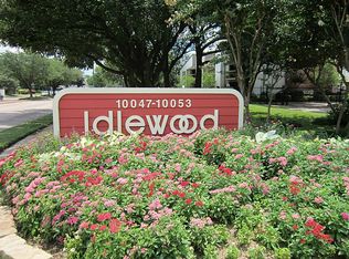 10053 Westpark Dr APT 297, Houston, TX 77042