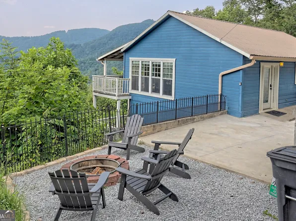 233 Orchid Trl, Clayton, GA 30525