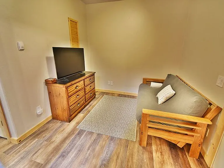734 E Anemone Trl — Photo 15