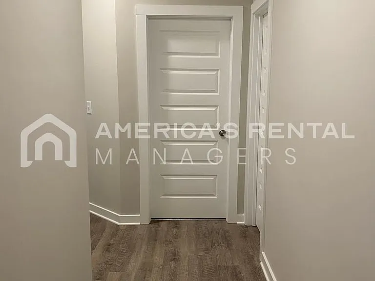 156 Wisconsin Ave — Photo 8