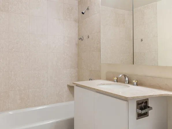 422 East 72nd Street image 5 of 7